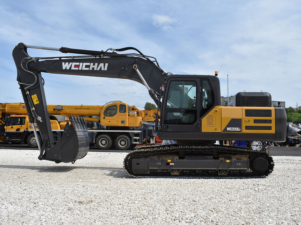 WEHEAVY Гусеничный экскаватор WE225Е2-N